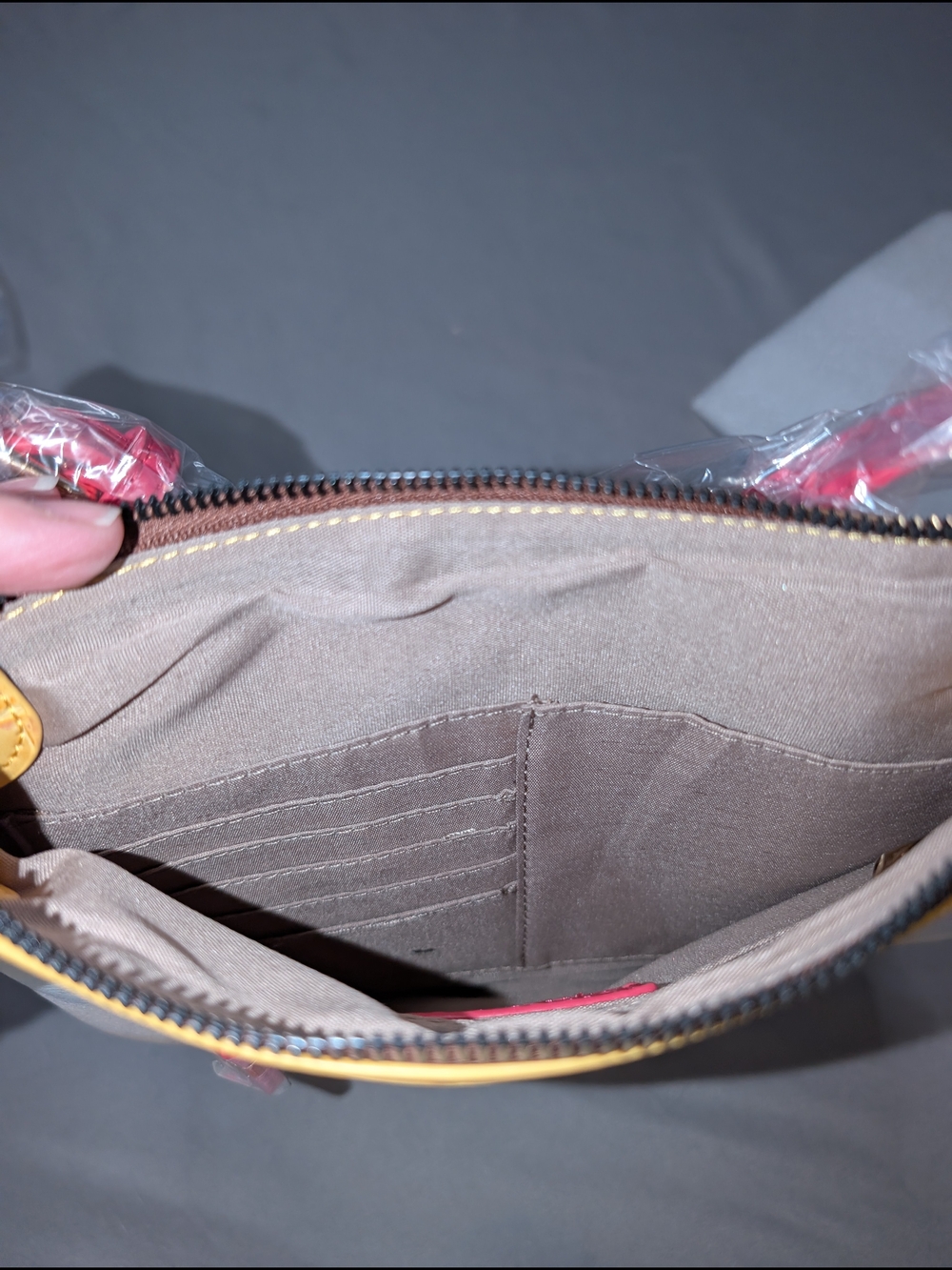 Brentano Boho Fiona Corgi Purse Crossbody NWT - Picture 3 of 4